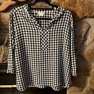 Black checkered blouse